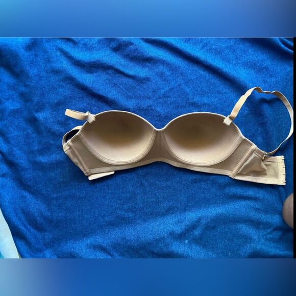 All. YOu.
LIVELY Womens Bra
36DD - Picture 4 of 7